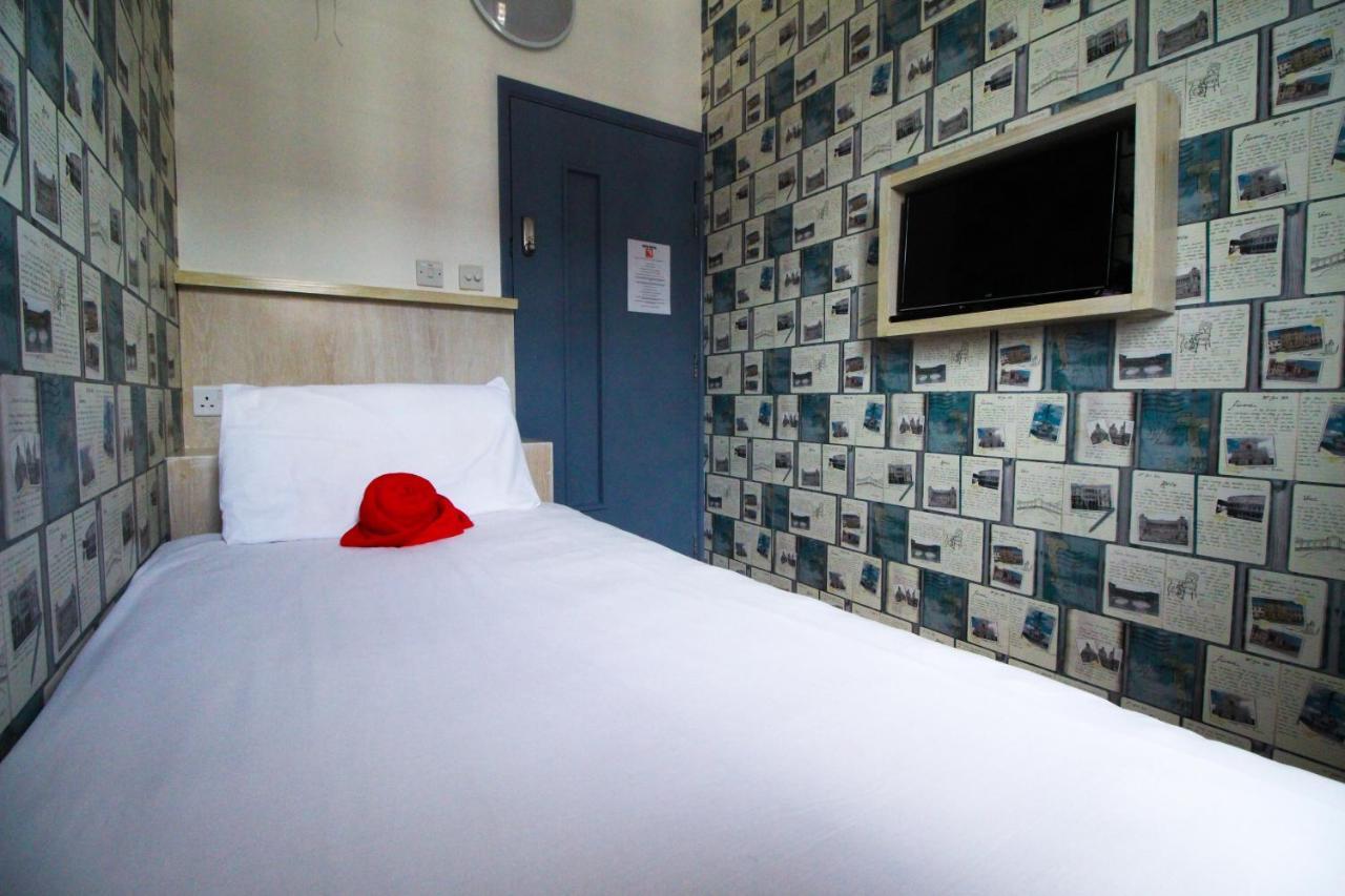 Single Room,1017402907:JPEG