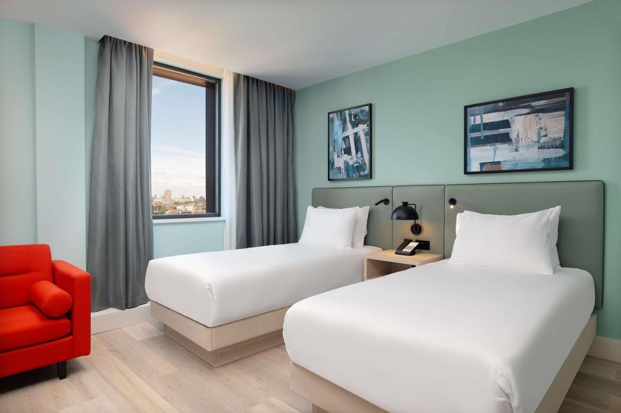 Twin Room,1285924495:JPEG