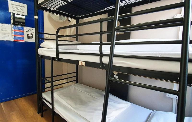 Camera Tripla con Bagno in Comune