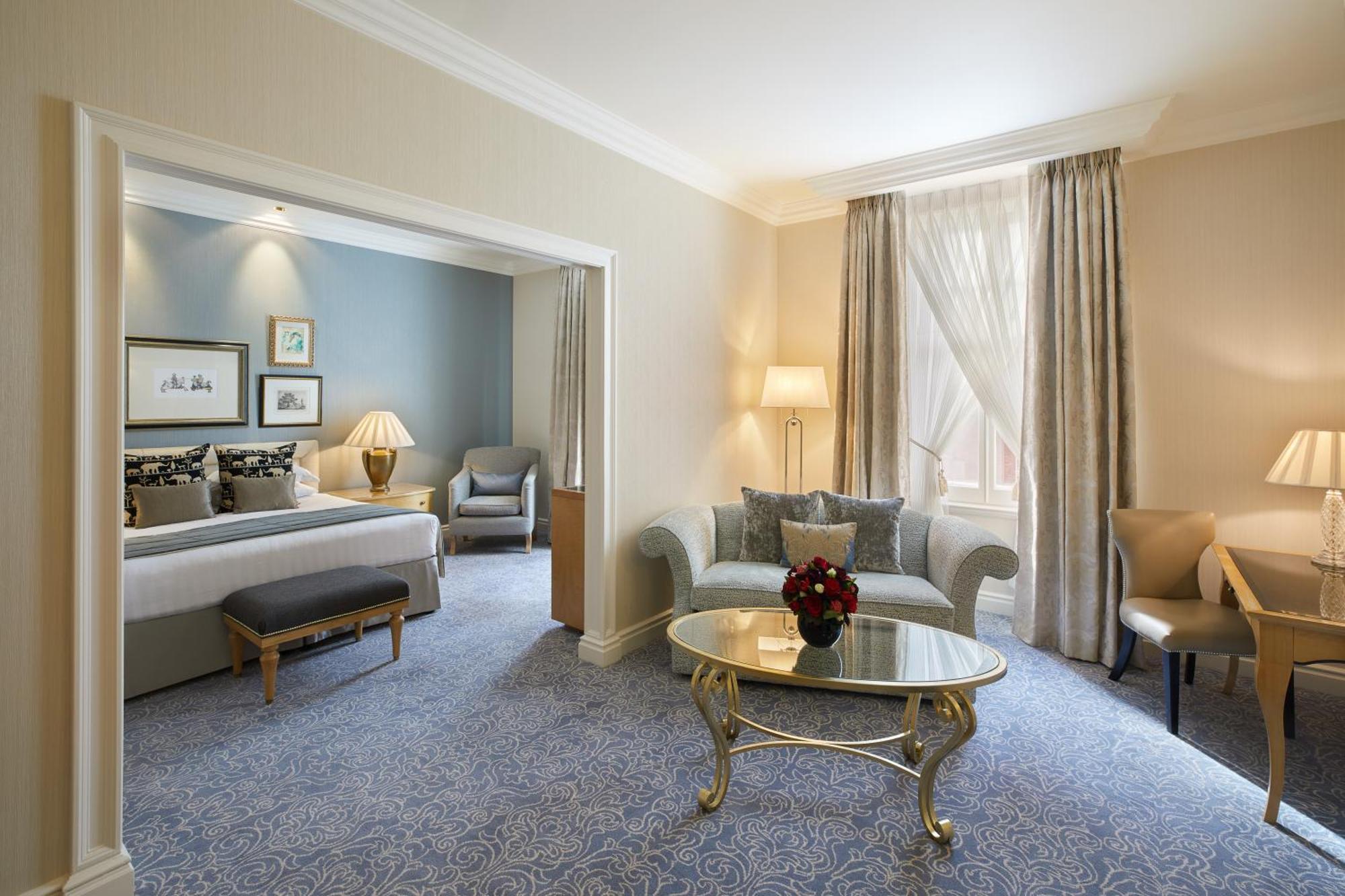 Junior Suite Landmark
