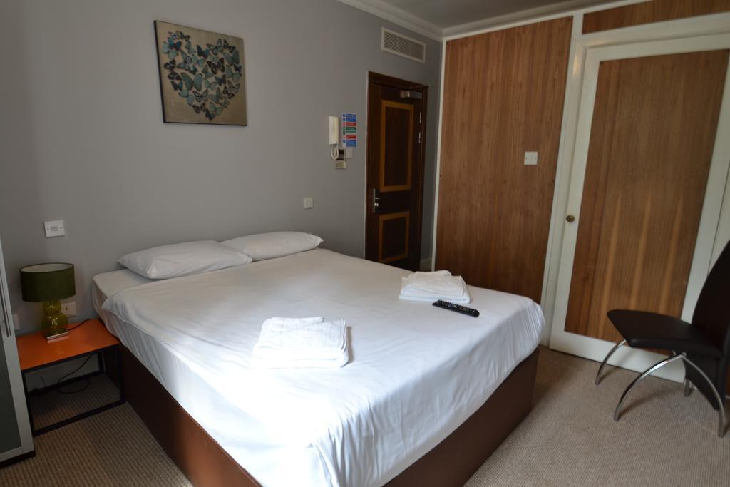 Double Room,1680583041:JPEG