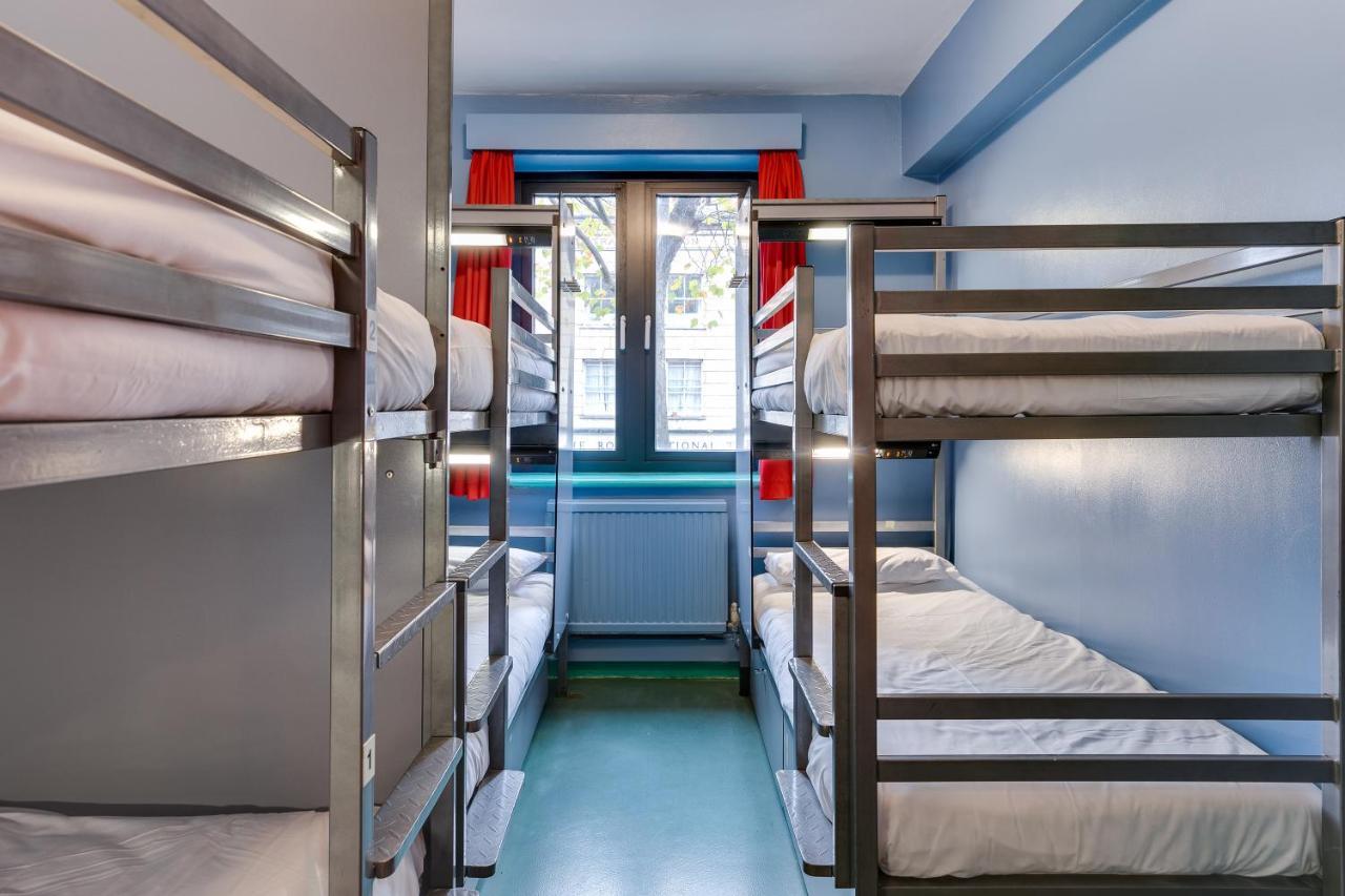 Posto Letto in Dormitorio Femminile per 10 Persone