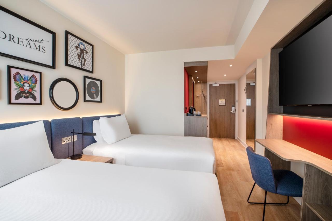 Queen Room Two Queen Beds