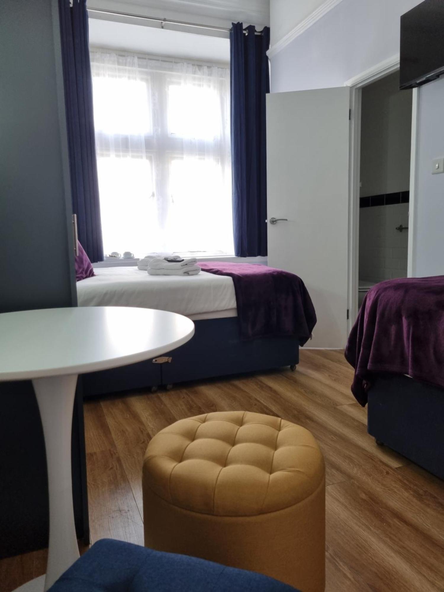 Family Room,1499695282:JPEG