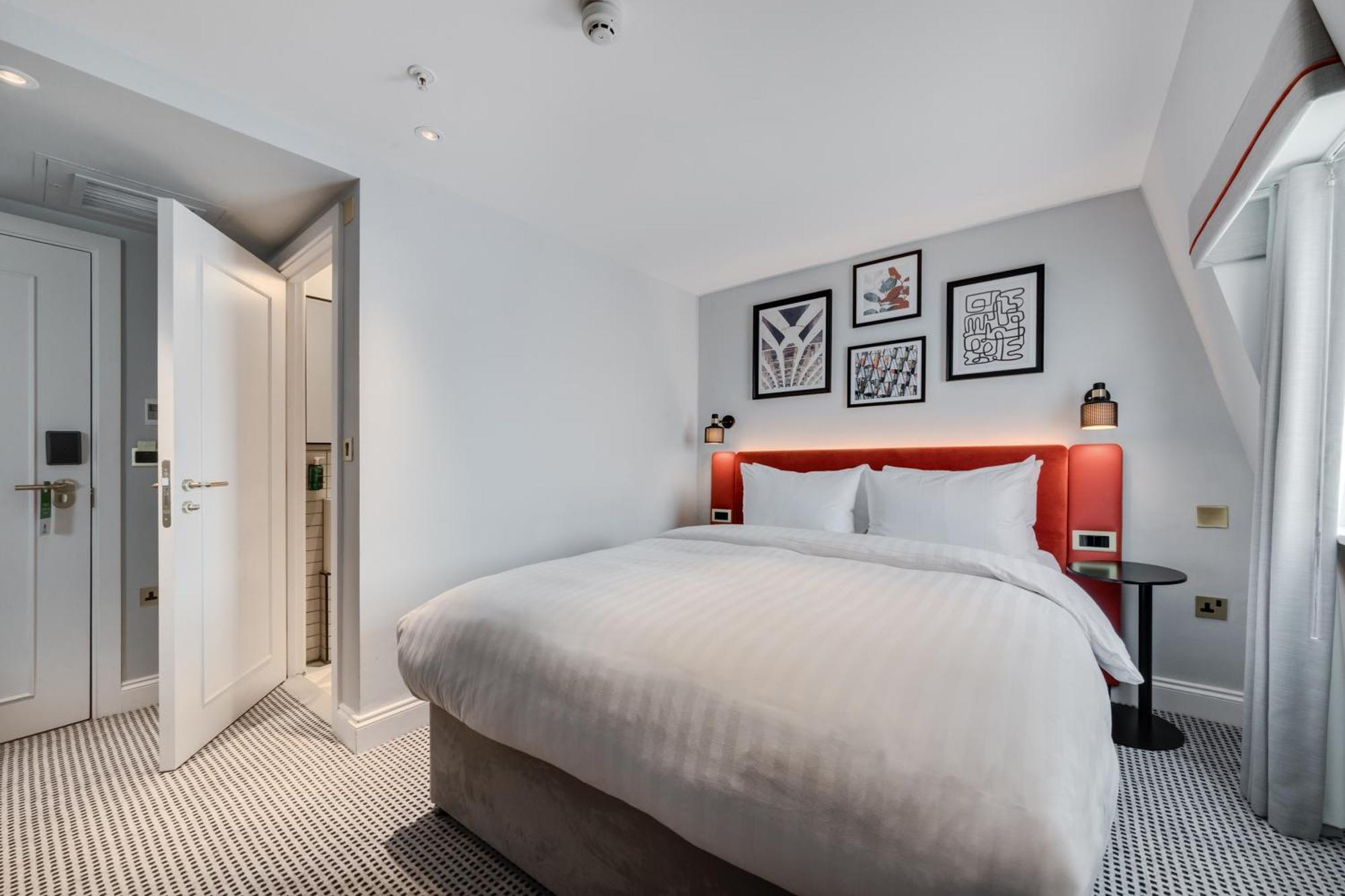 Executive Double Room,1551158212:JPEG