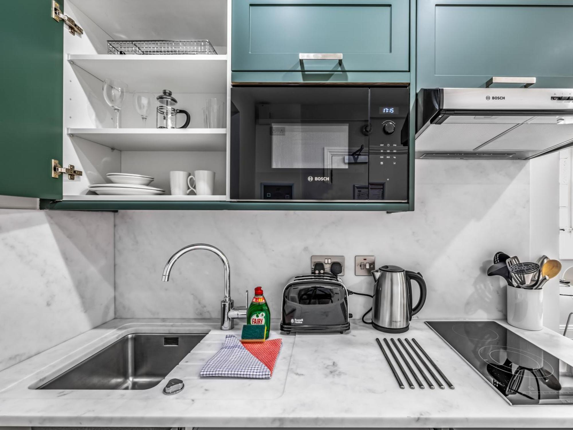 Penthouse Apartment,1729998647:JPEG