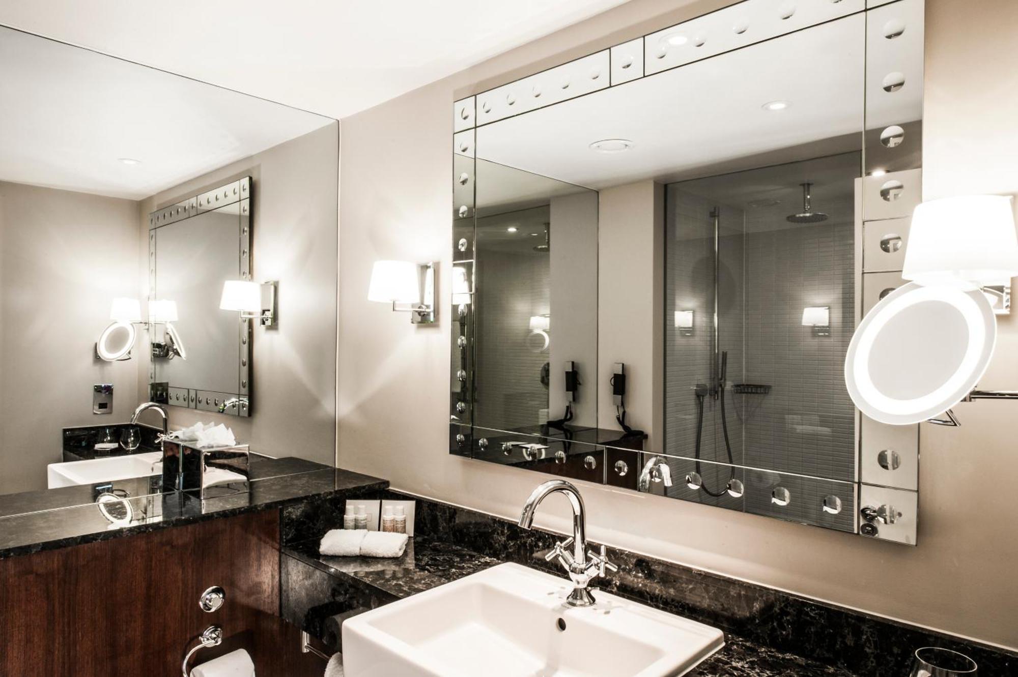 Executive King Room
