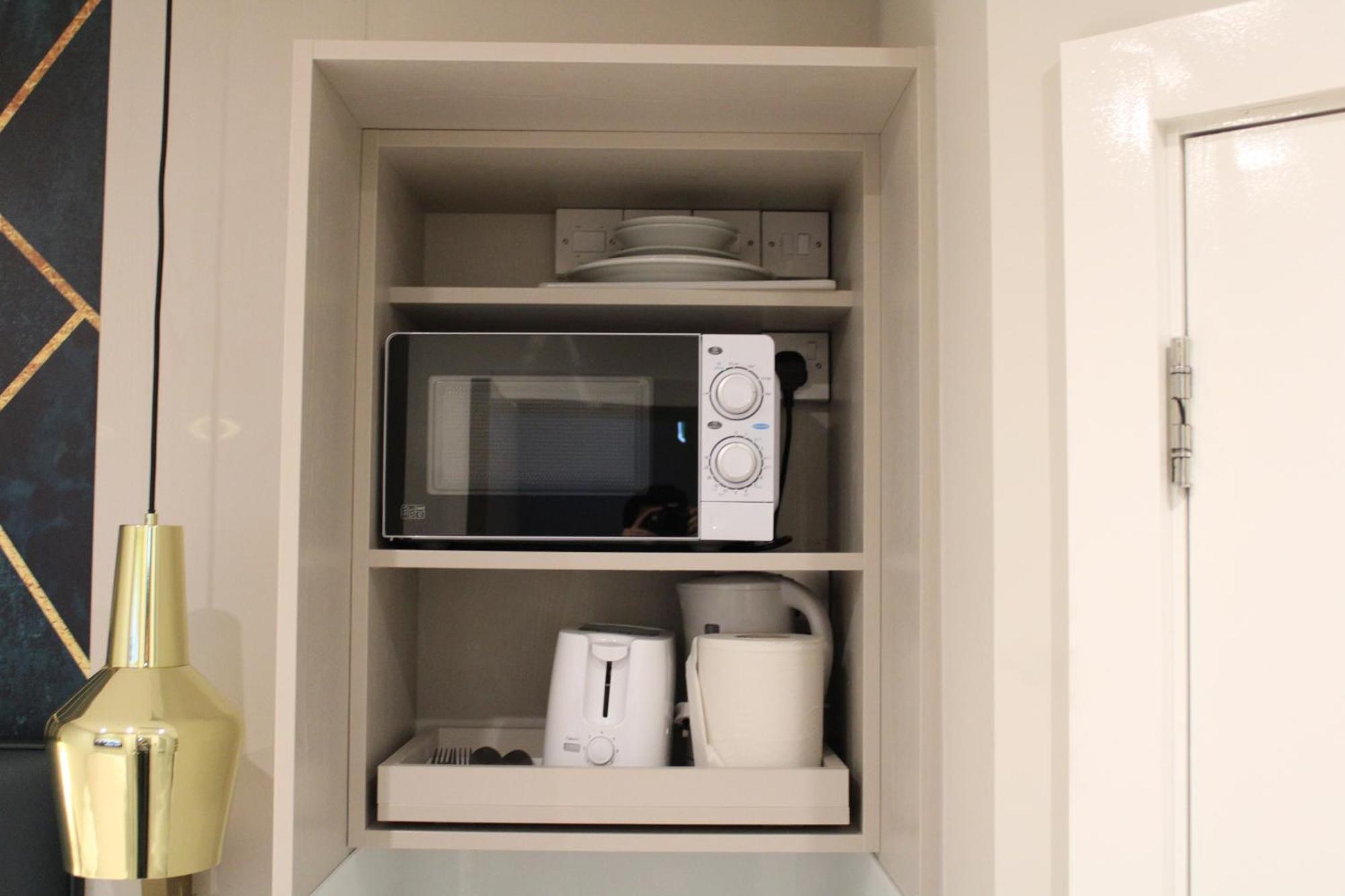 Windowless Double (No A/C, Fan)