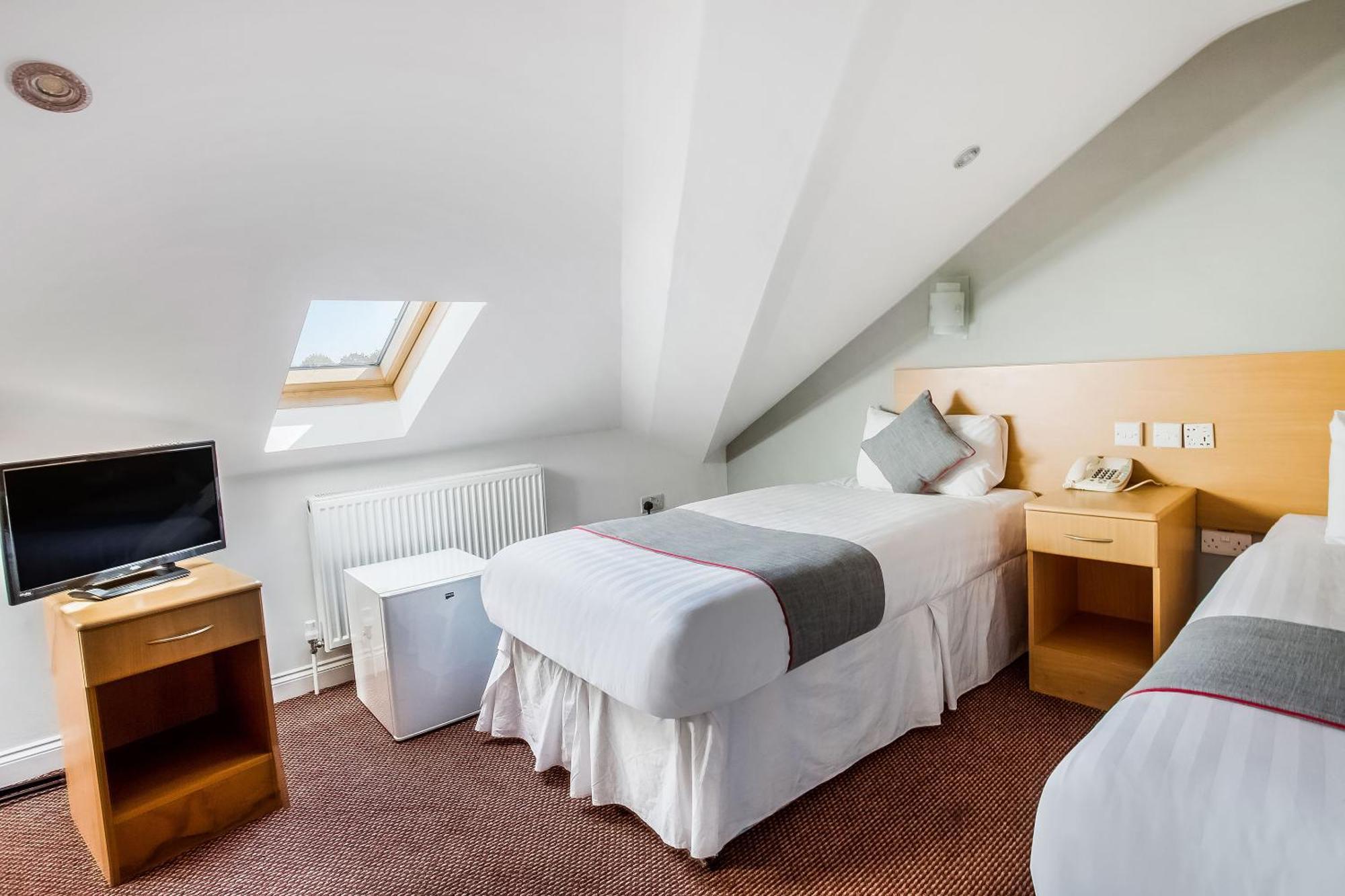 Standard Twin Room,1657858332:JPEG