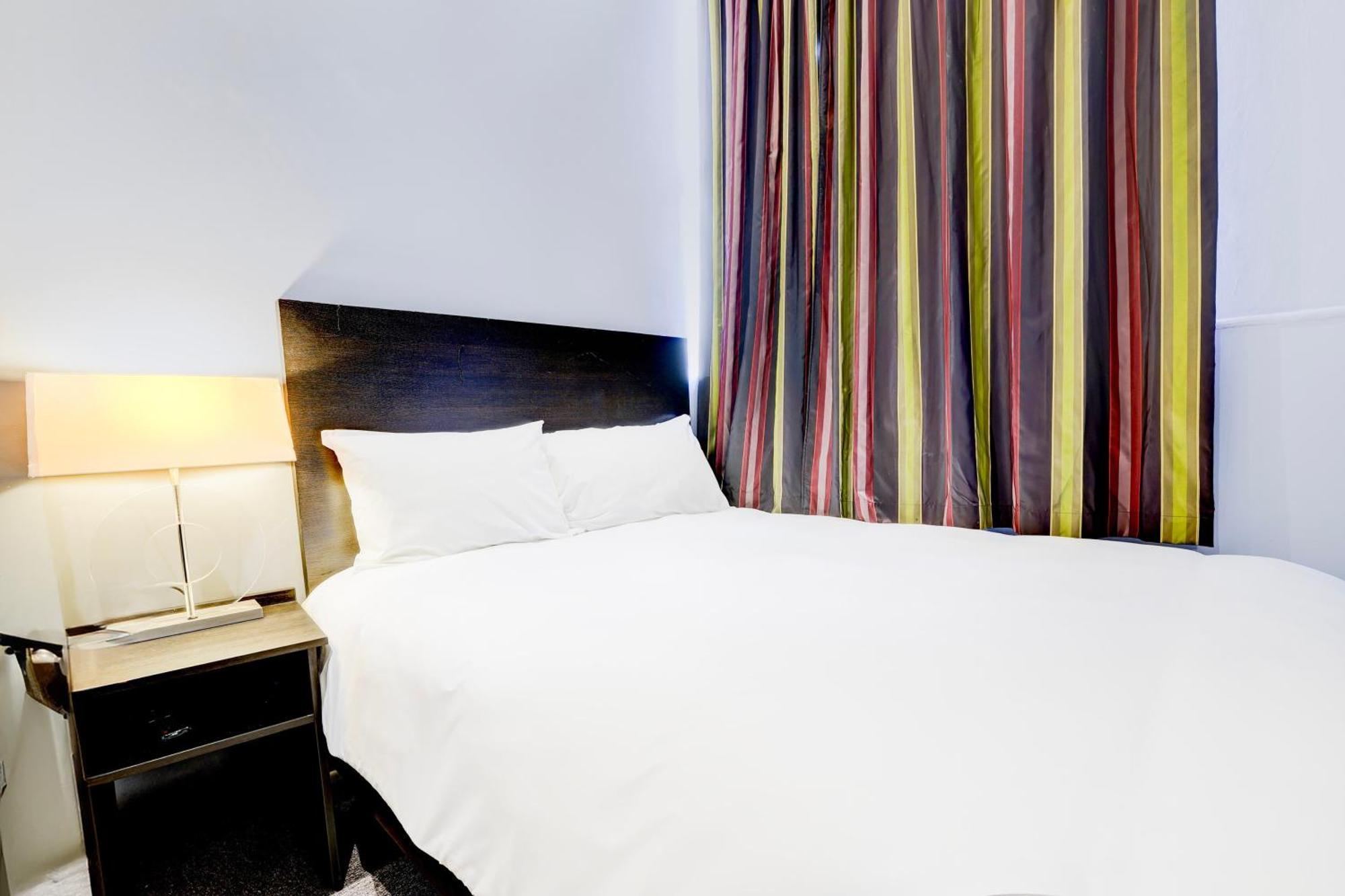 Standard Double King room
