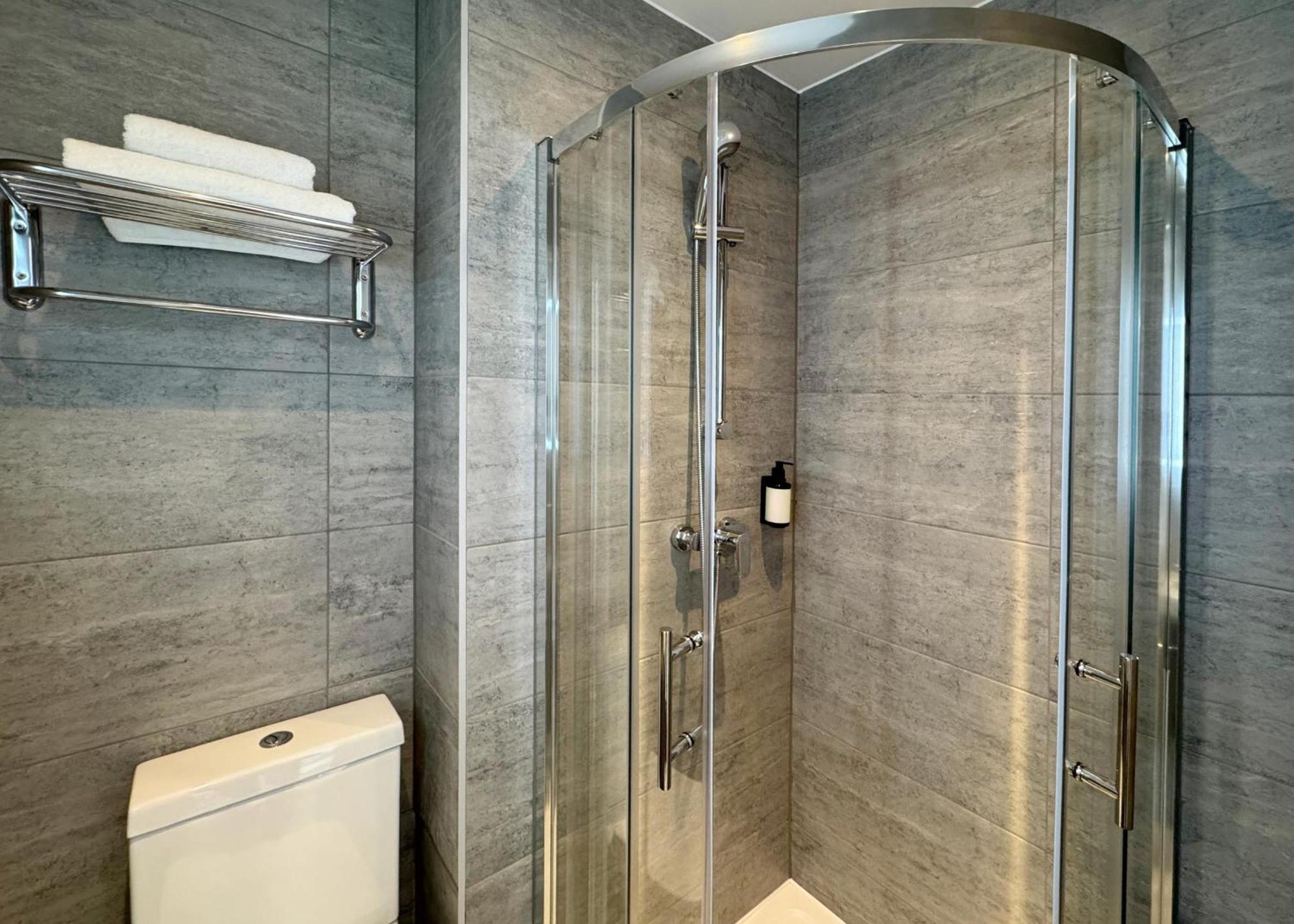 Premier Single Room