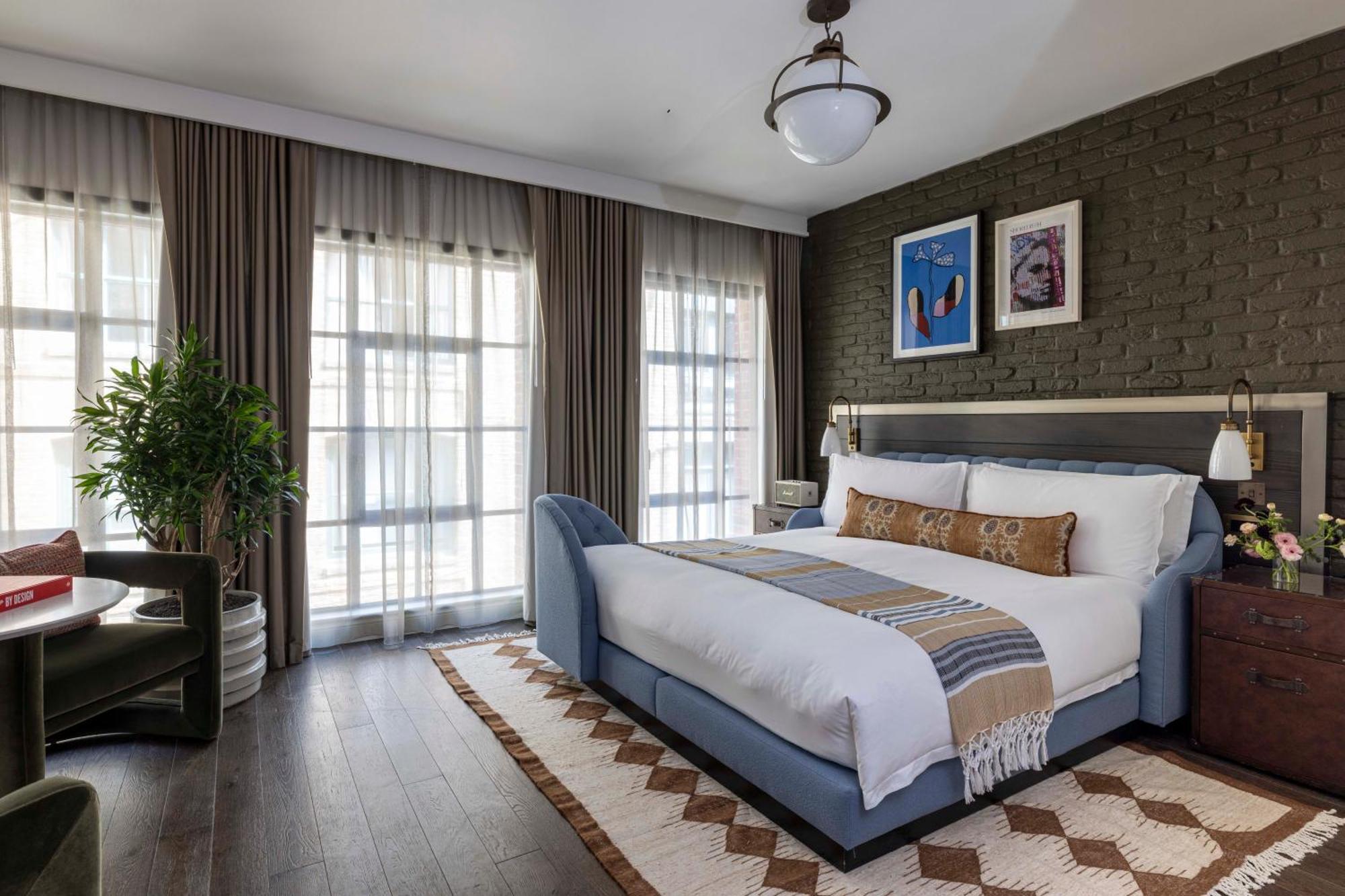 Junior Suite,1669045145:JPEG