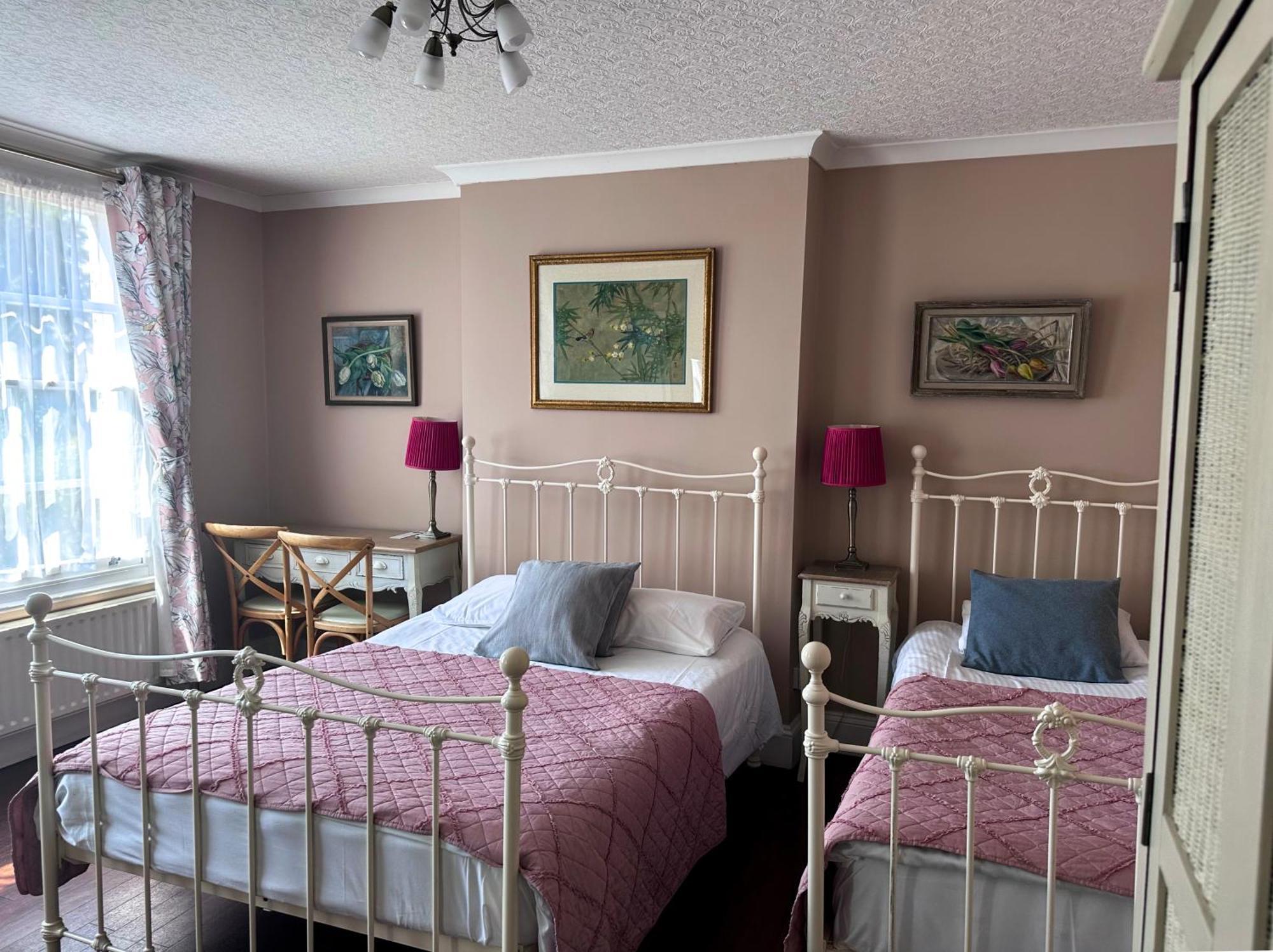 Basic Triple Room