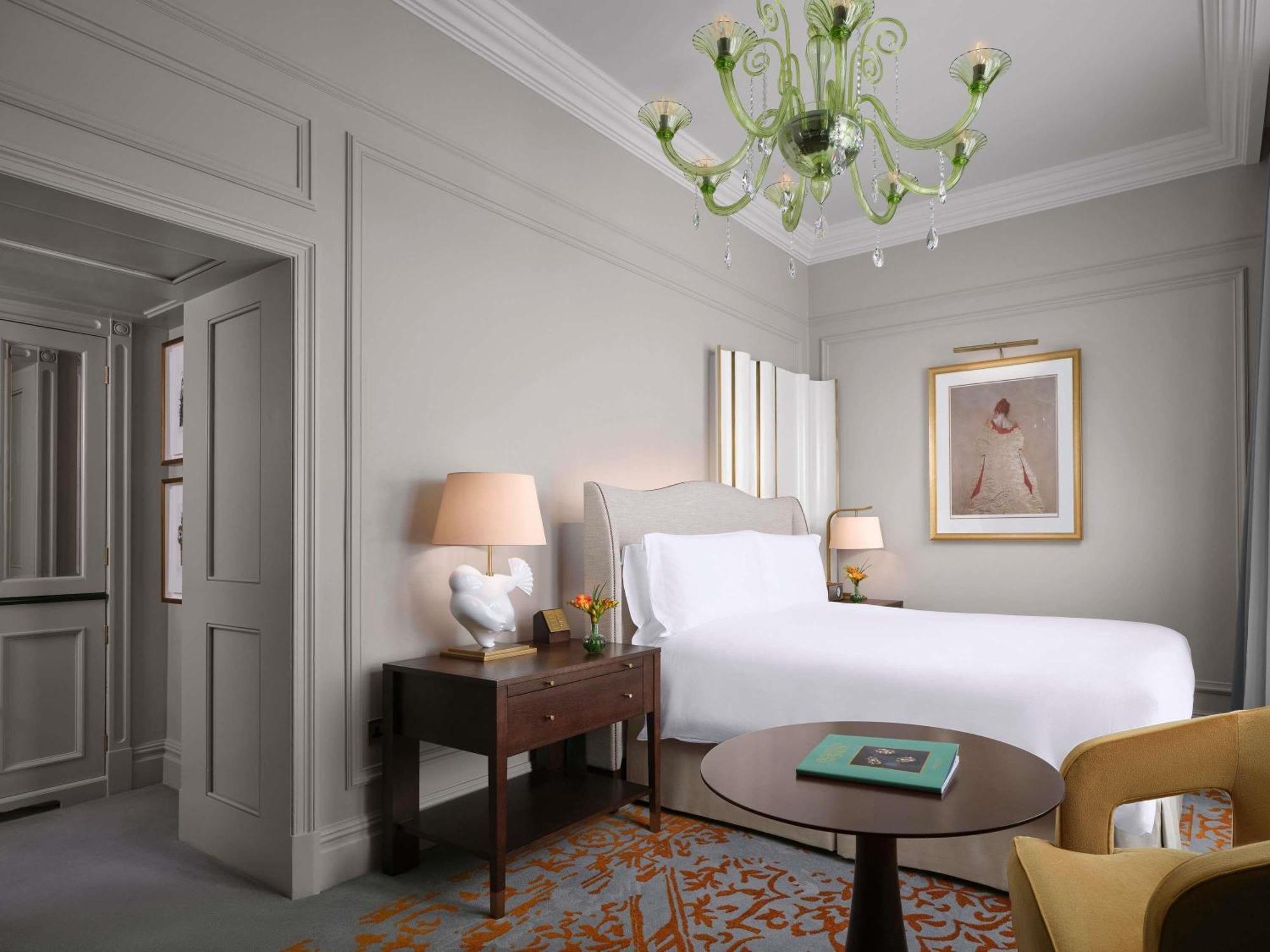 Superior Queen Room,1742697180:JPEG