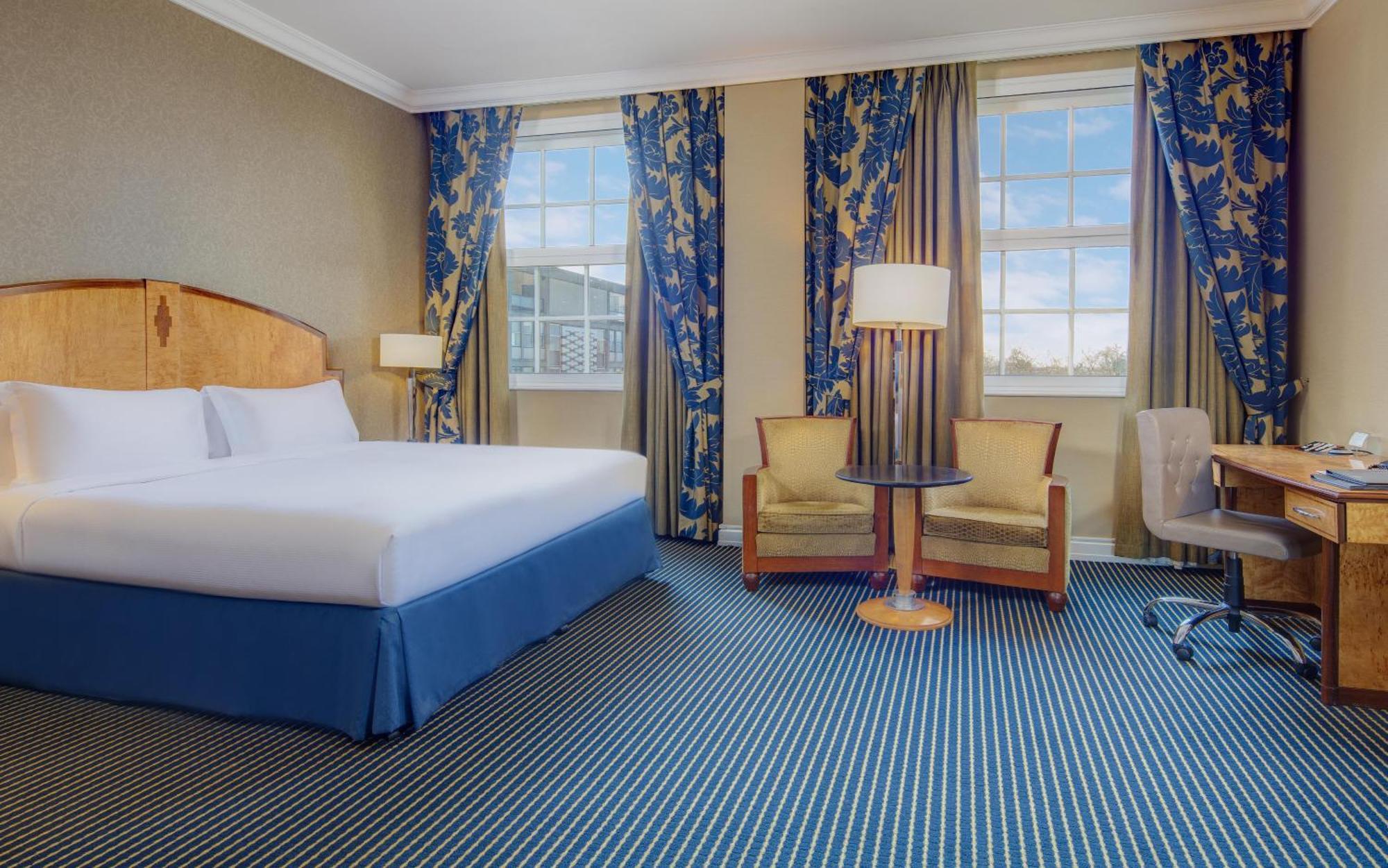 King Room,1765808758:JPEG