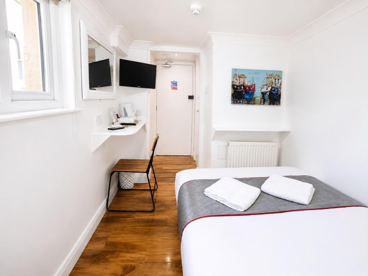 Double Room,1774546452:JPEG