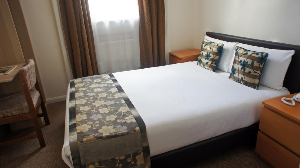 Special Offer - Double Room,645951621:JPEG