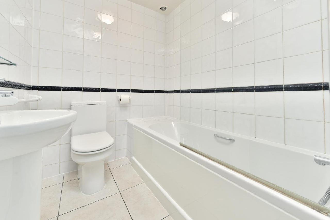 Camera Quadrupla Superior con Bagno Interno