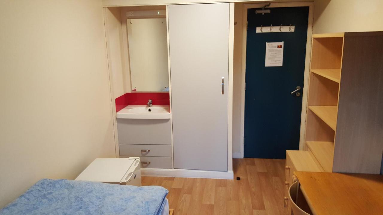 Camera Singola Standard con Bagno in Comune
