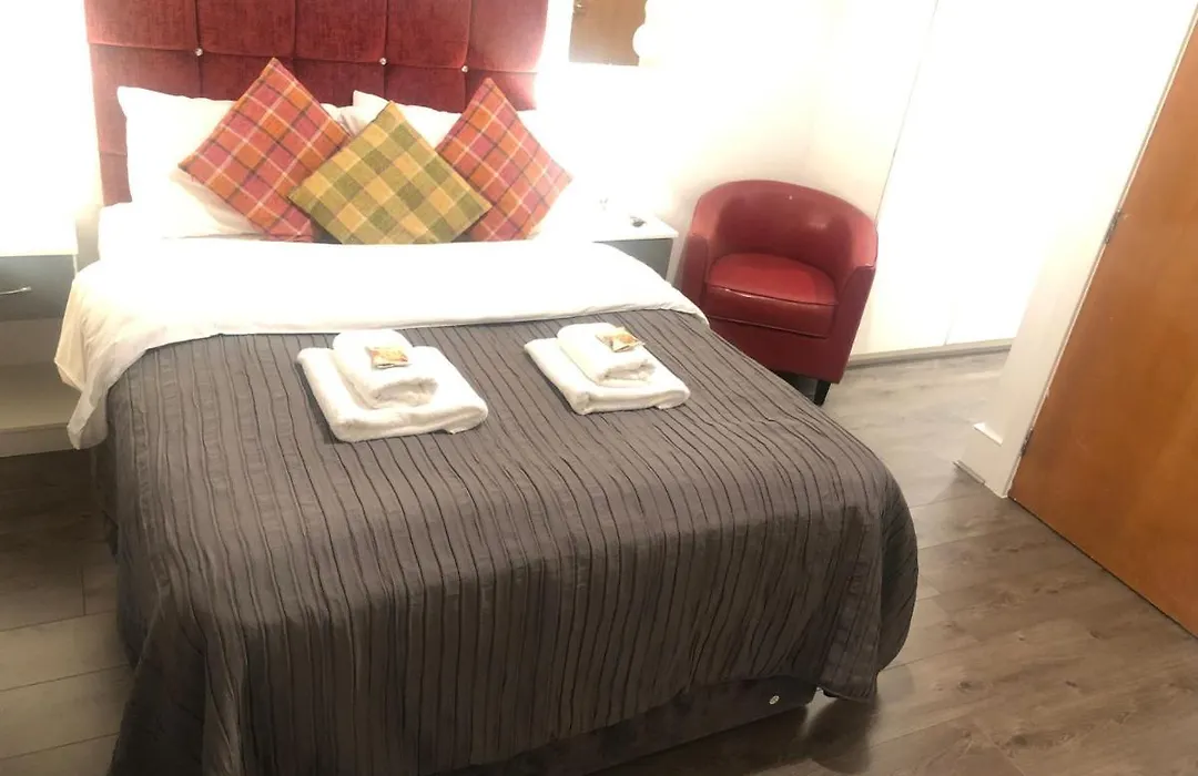 Islington Apartments-1