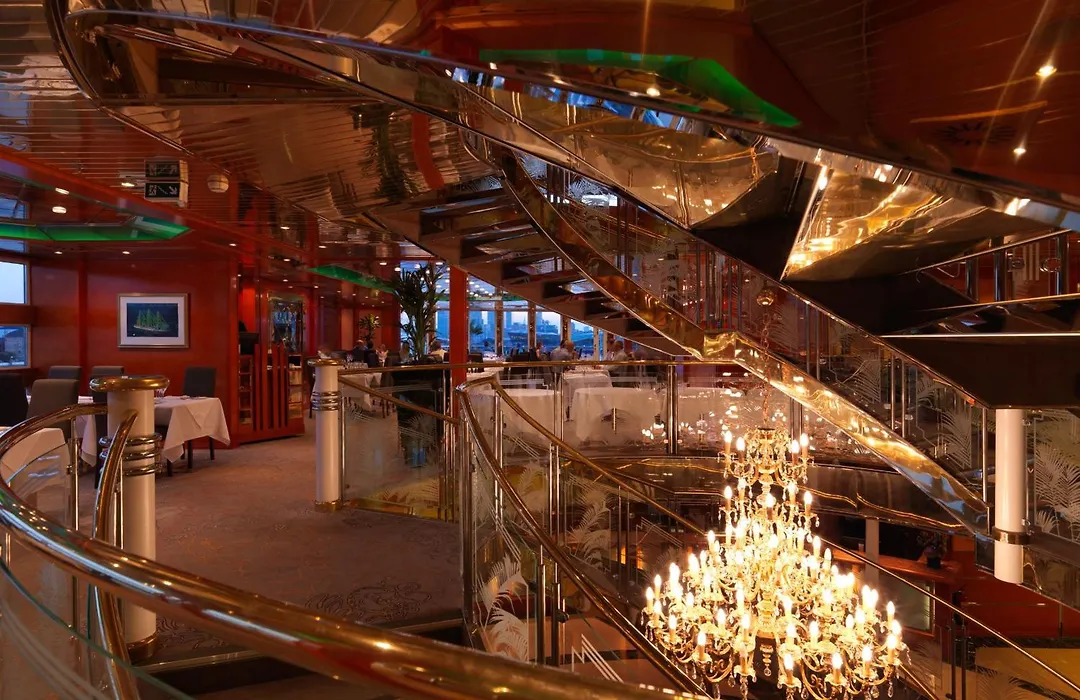Sunborn London Yacht Hotel-1
