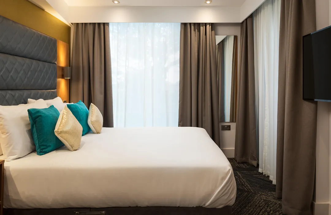 Roomzzz London Stratford-1