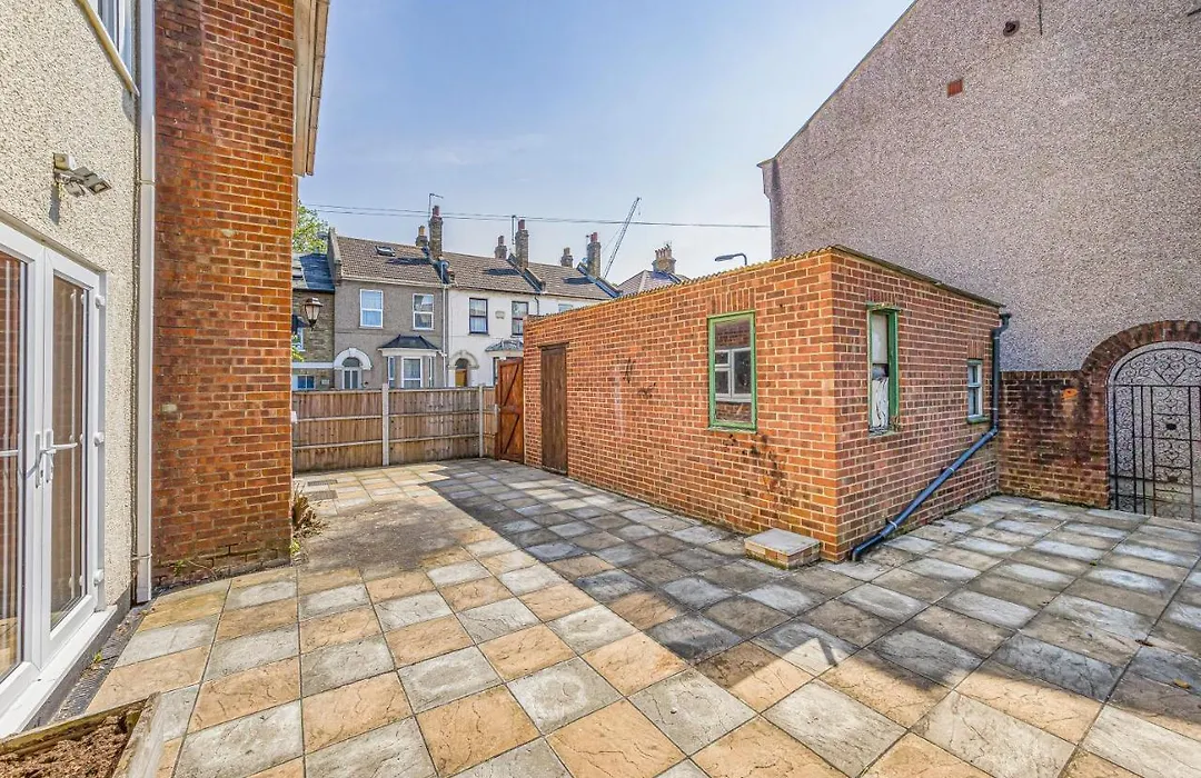Rose Terrace-1