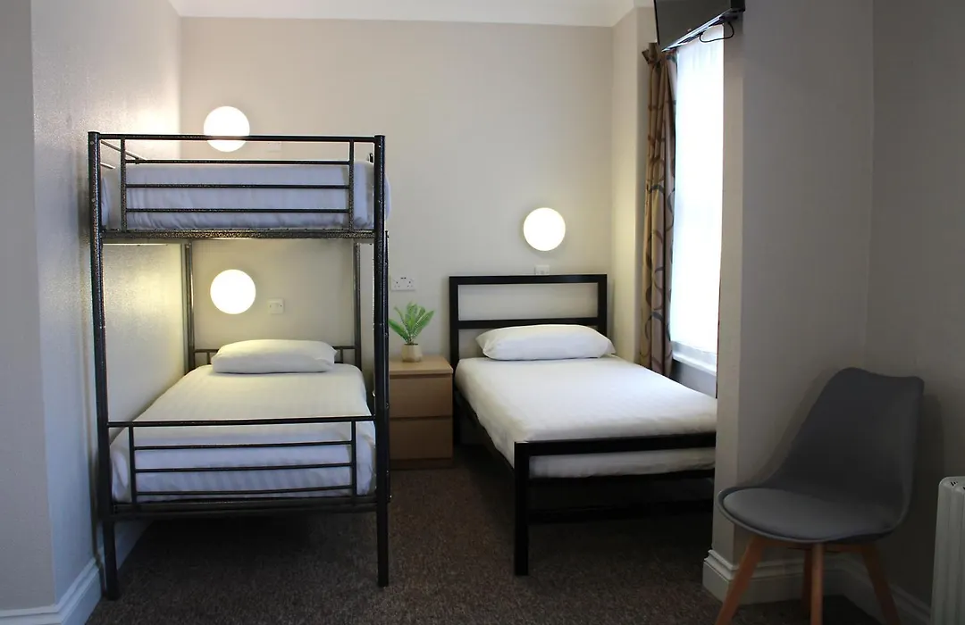 Lords Hotel-1