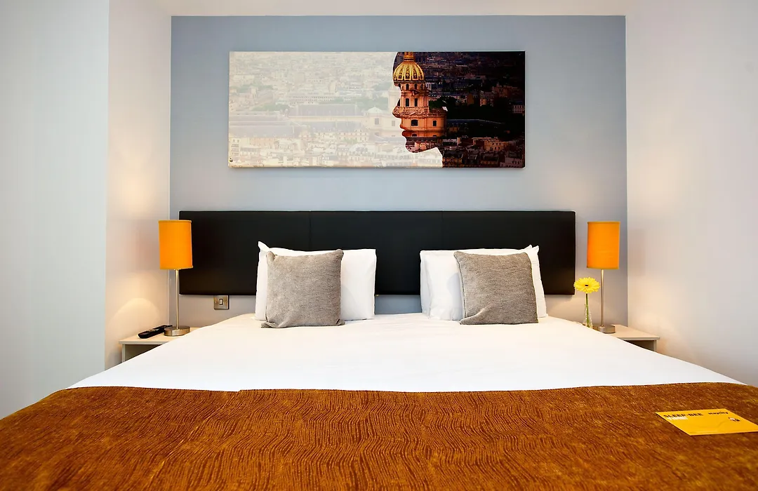 Staycity Aparthotels London Deptford Bridge-1