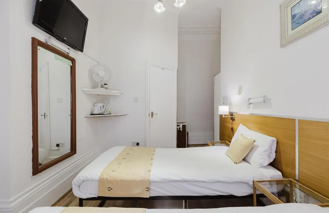 Falcon Hotel-1