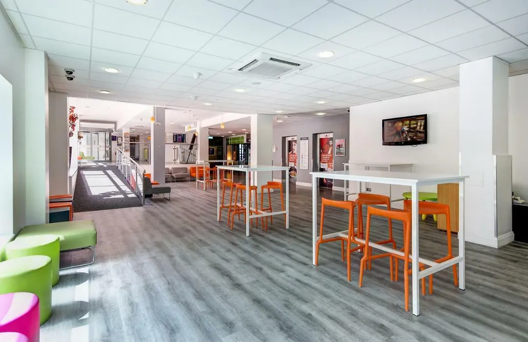 Ibis Styles London Excel-1