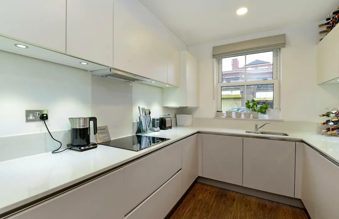 Tower Bridge Lux-Townhouse-1