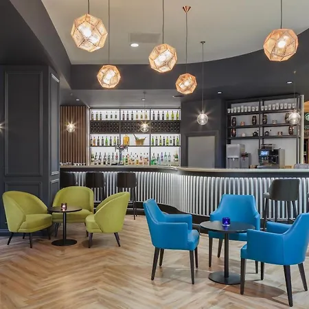 Holiday Inn London Kensington Forum, An Ihg Hotel-2