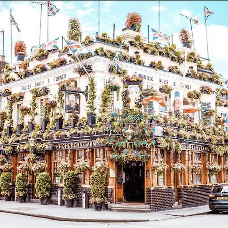 Notting Hill Apartment | Portobello Road, Hyde Park & Tube-3