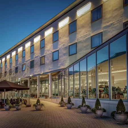 Hilton London Angel Islington-3