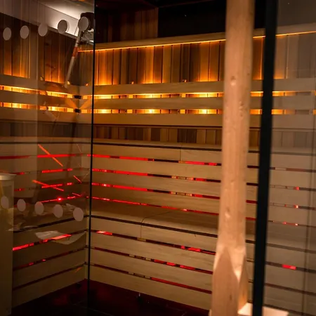 Lincoln Plaza London, Curio Collection By Hilton-3