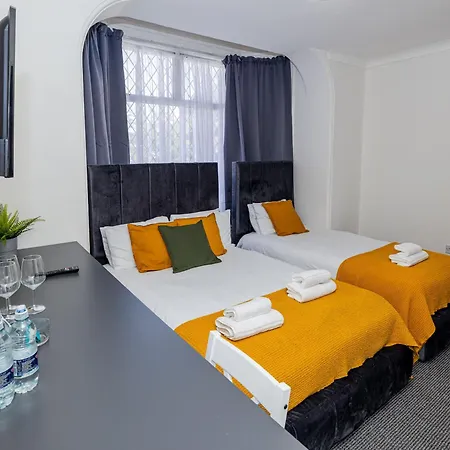 Woodford Hotel-3