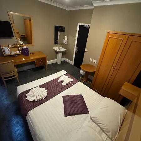 Newham Hotel-2
