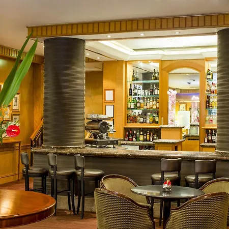 Millennium Gloucester Hotel London-3