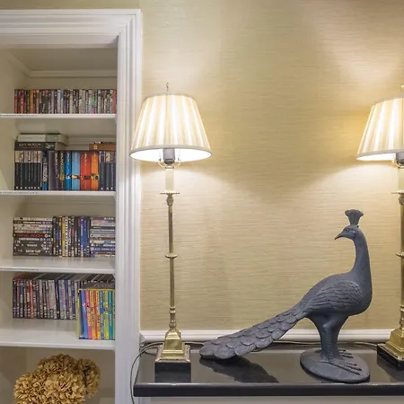 Collingham Serviced Apartments-2
