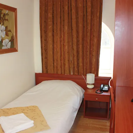 Corner House Hotel-2