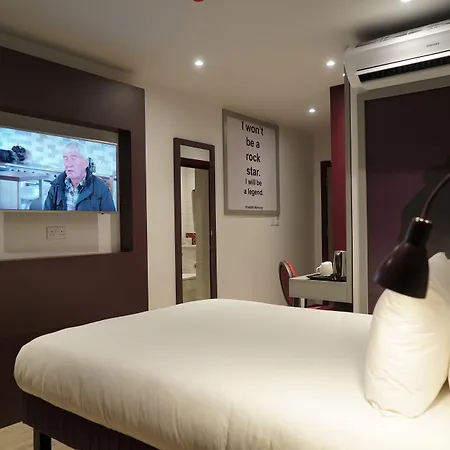 Best Western Plus London Wembley Hotel-2