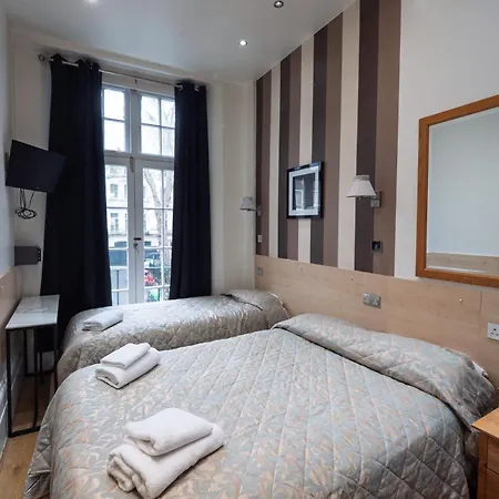 St George Hotel Paddington-3