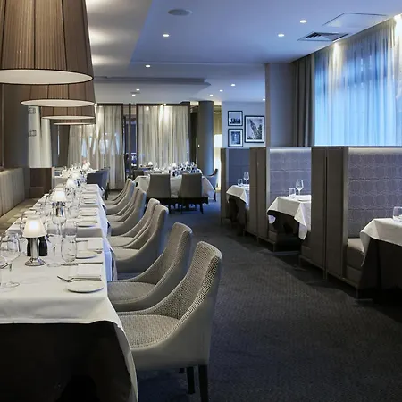 Doubletree By Hilton London Angel Kings Cross-3