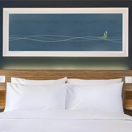 Travelodge Excel-3