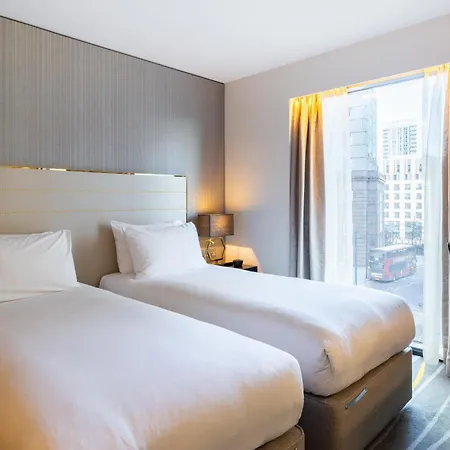 Leonardo Hotel London Aldgate - Formerly Hotel Saint-2