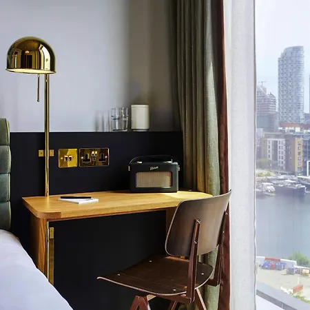 Tribe London Canary Wharf-3
