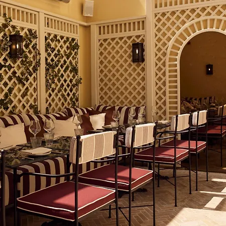 The Leonard Hotel-2