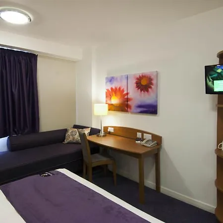 Premier Inn London County Hall-2