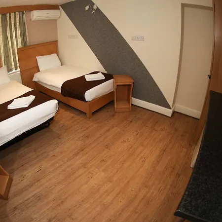 Kensington Suite Hotel-2